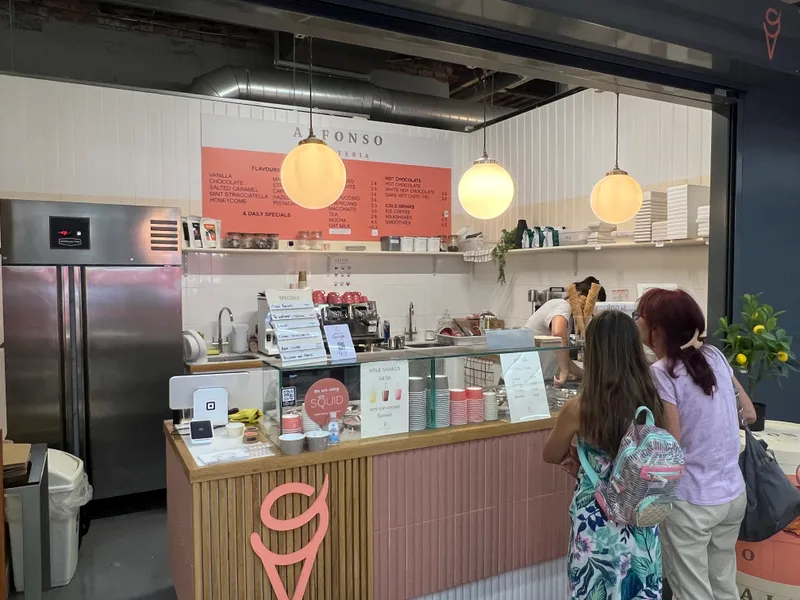 Alfonso Gelateria Stroud