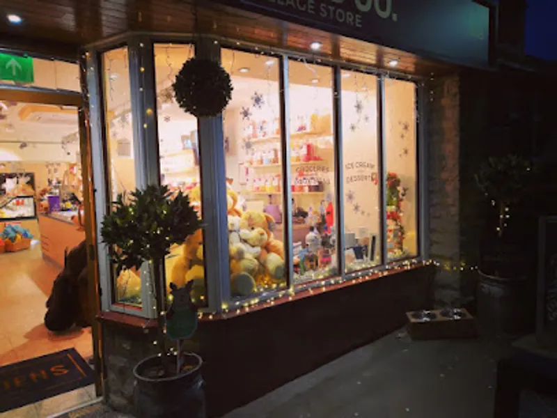 Holdens & Co - Ice Cream and Village Store