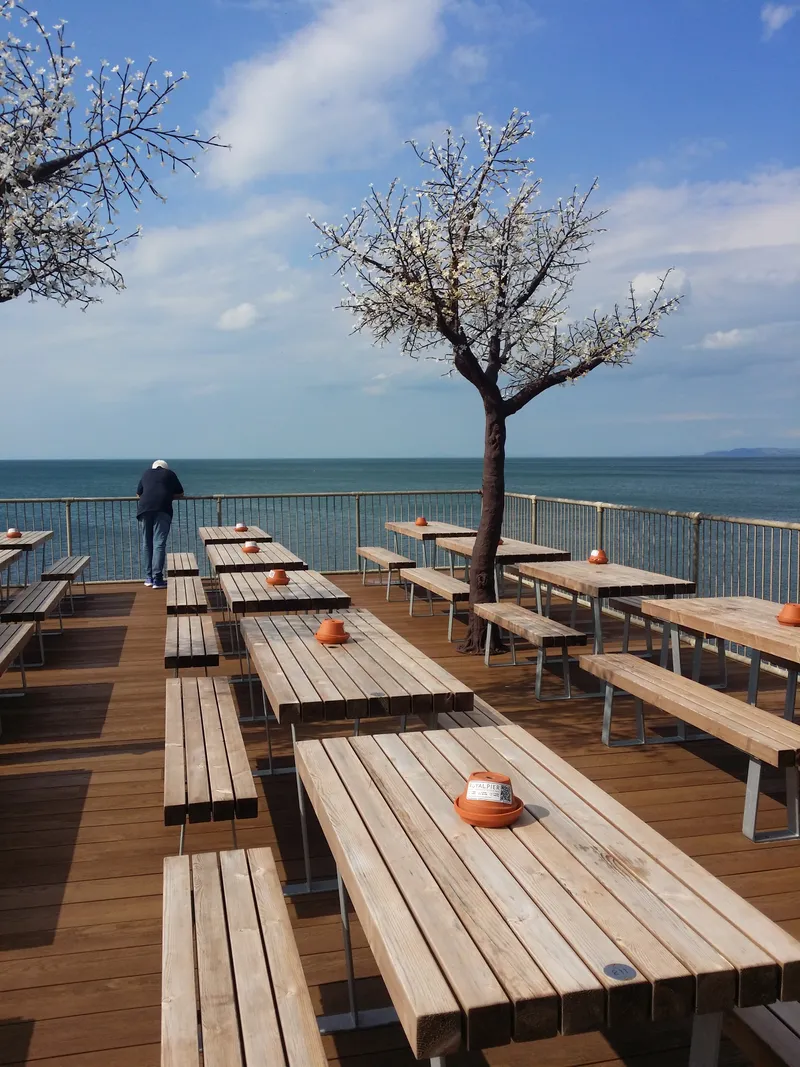 Pier Ice Cream Parlour