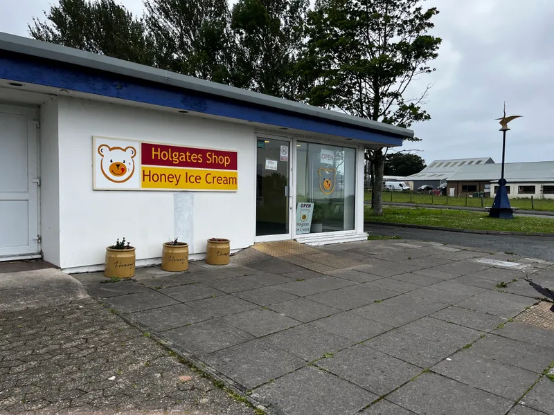Holgates Ice Cream Shop