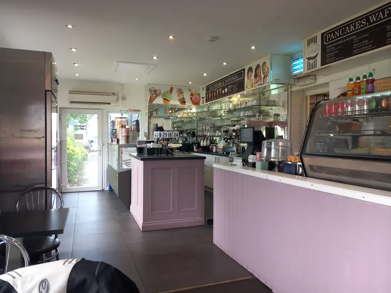 Tootsies Ice Cream & Coffee Shop