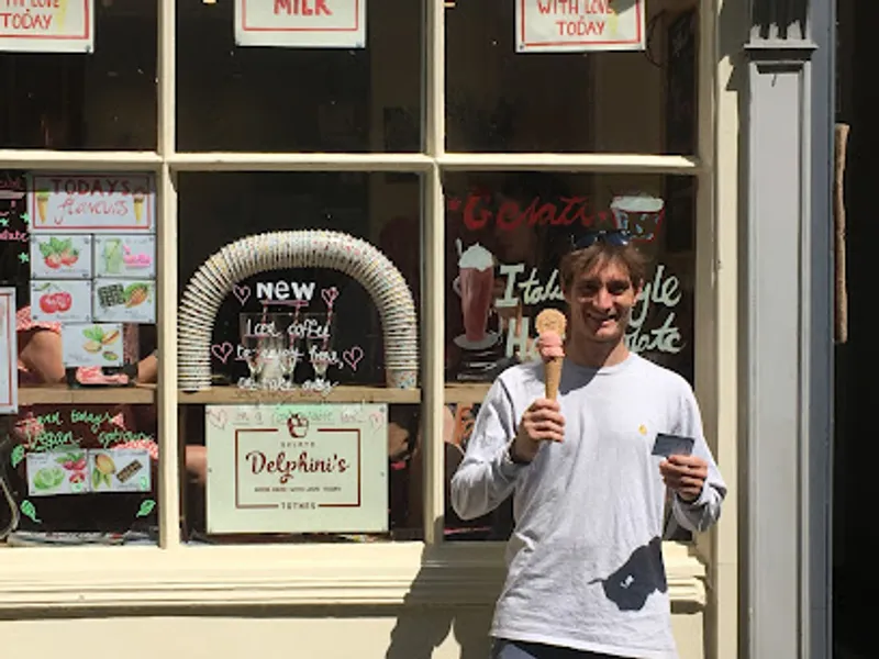 Delphini's Gelato Totnes