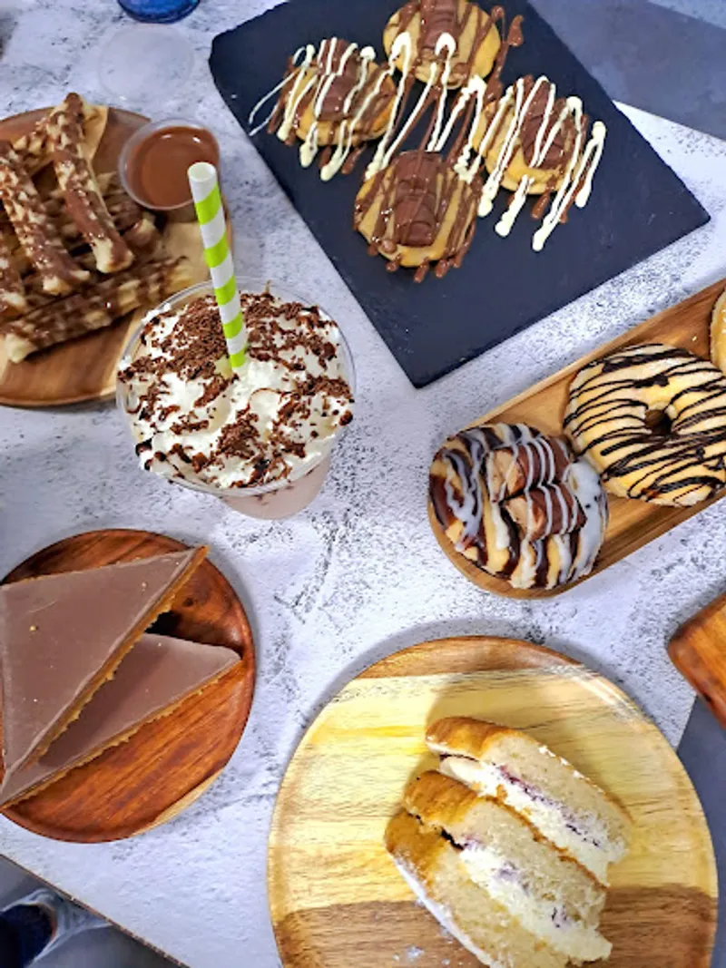 Love Desserts Paisley