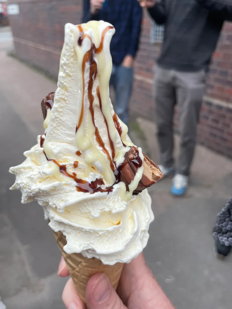 Pepes Super Whip (Ice Cream Van Hire)